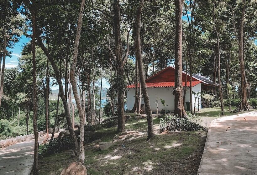 Ariya Resort