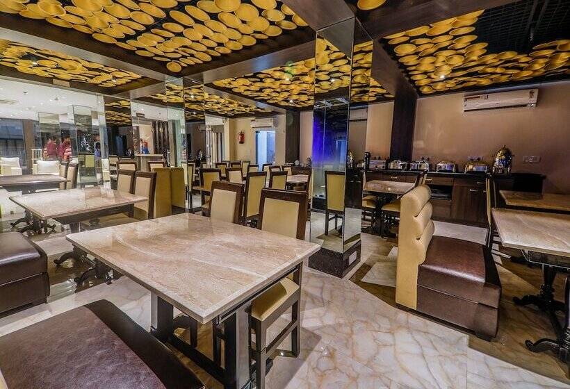 هتل Capital O 16719 Airport Guest House