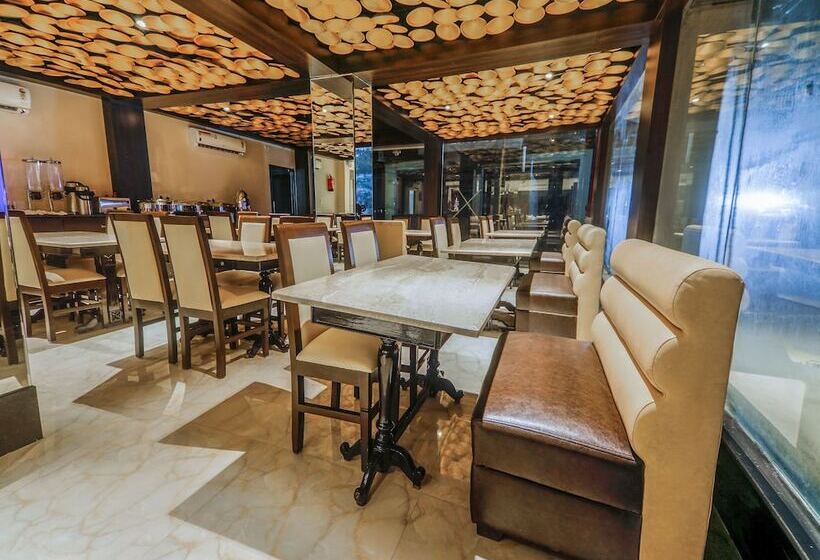 هتل Capital O 16719 Airport Guest House
