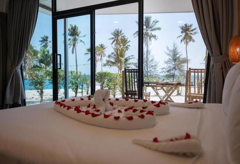 هتل The One Resort