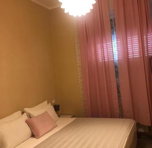 تختخواب و صبحانه Paradise Inn