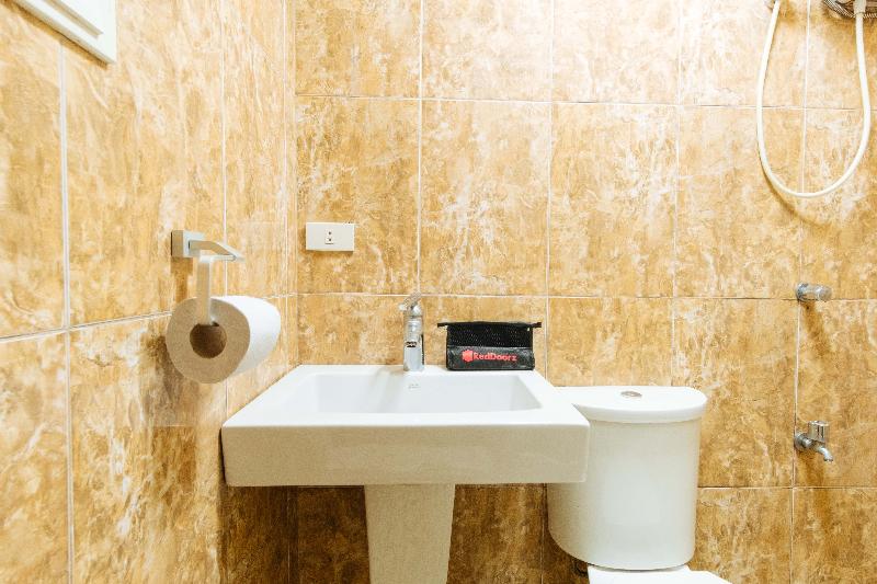 فندق Reddoorz Plus Near Strawberry Farm Baguio