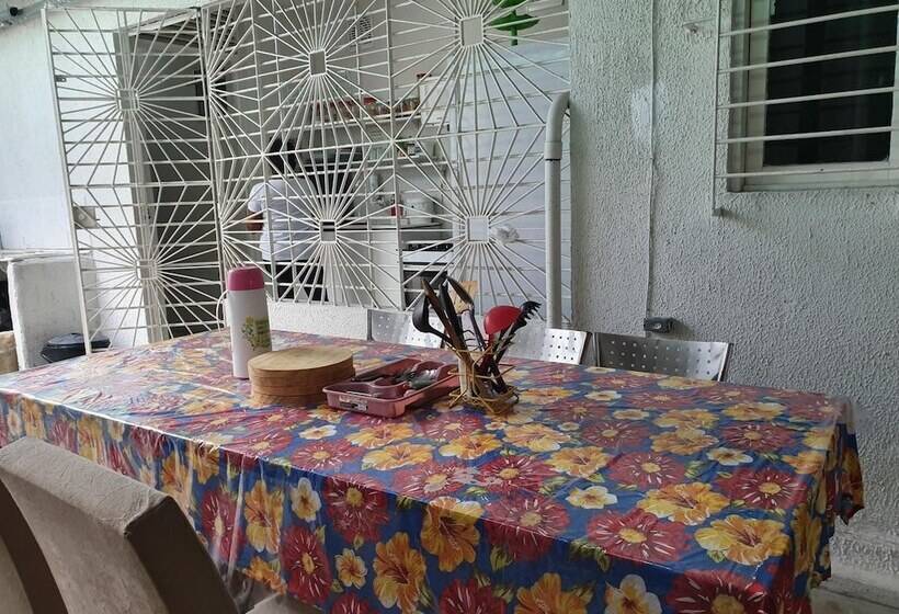بنسيون Casa Da Esquina Pousada