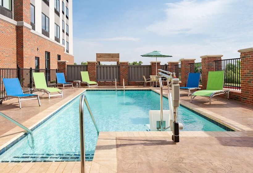 בית מלון כפרי Hampton Inn & Suites Norman Conference Center Area