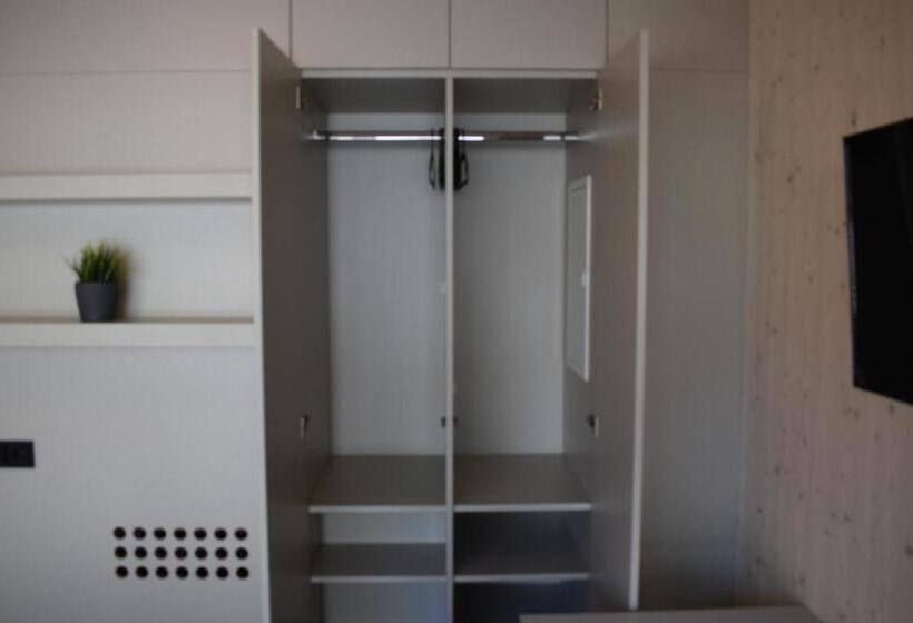 Newage Boardinghaus N70