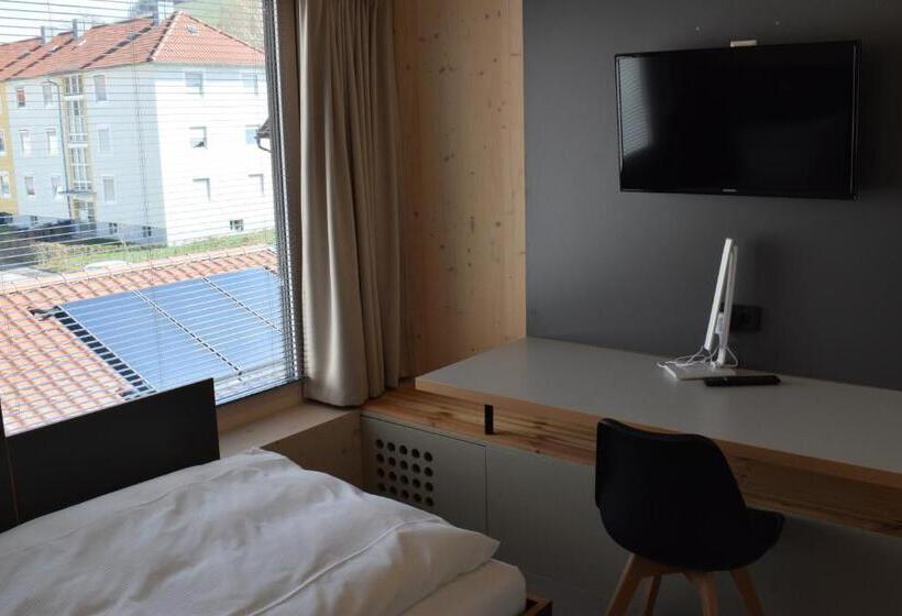 Newage Boardinghaus N70