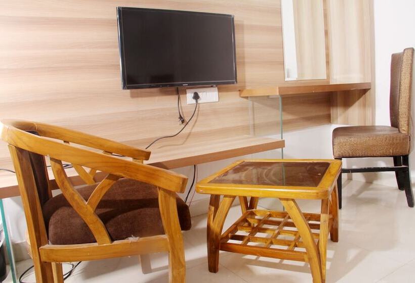 پانسیون New Frontier