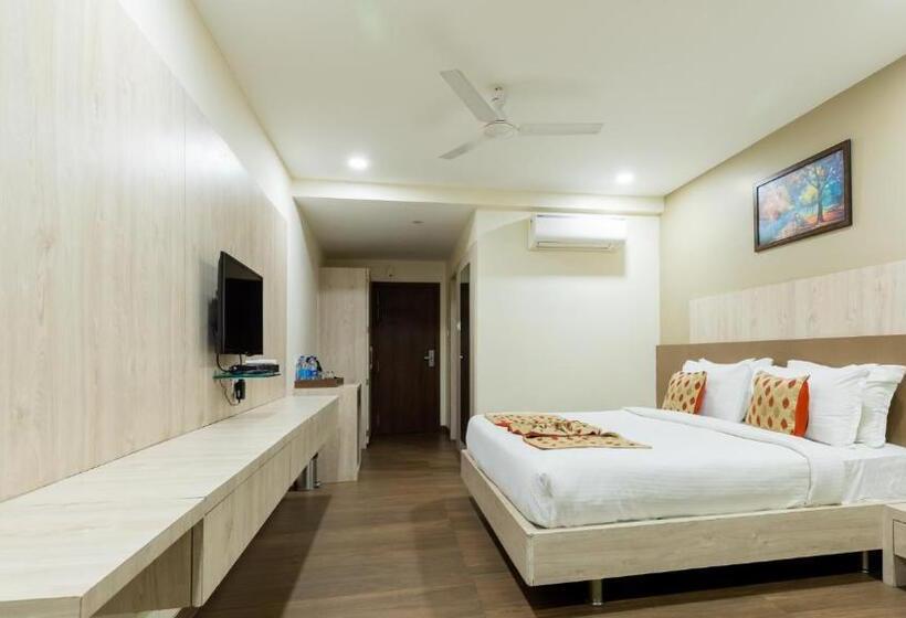 Monk S Nirvanaa Hotel & Resort