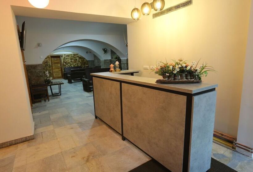 Casa De La Montaña   Adults Only   Hostel