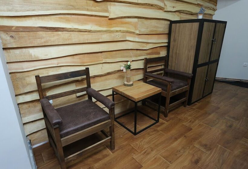 Casa De La Montaña   Adults Only   Hostel