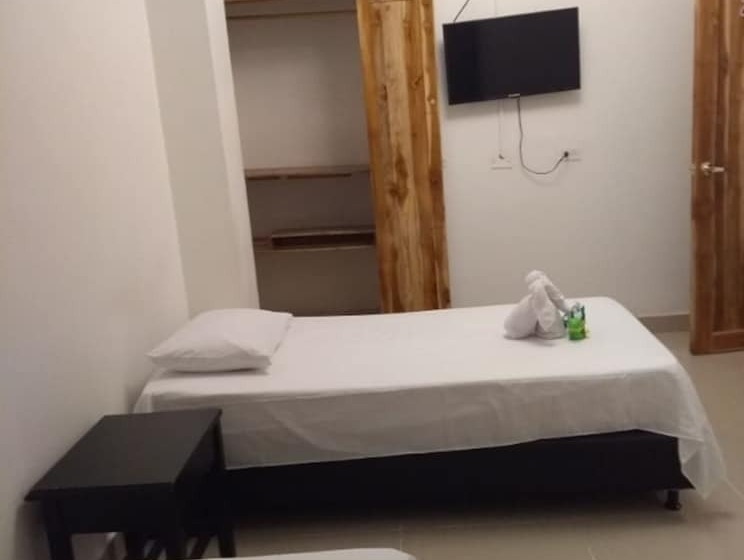 هتل Banana Paradise