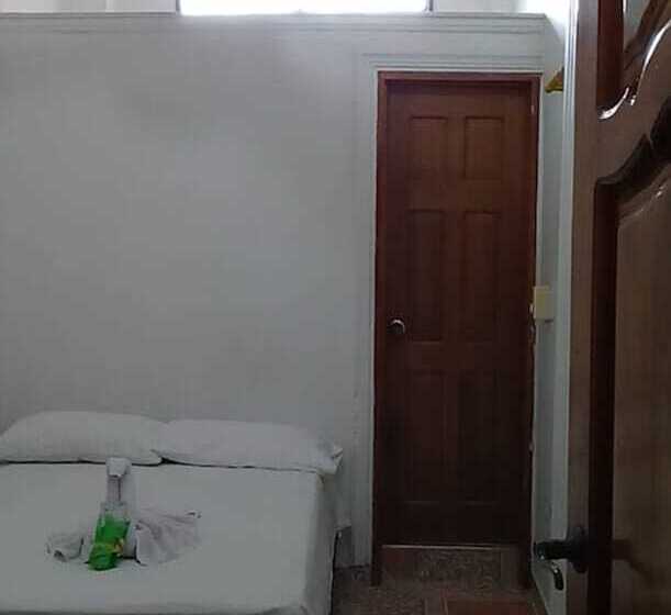 هتل Banana Paradise