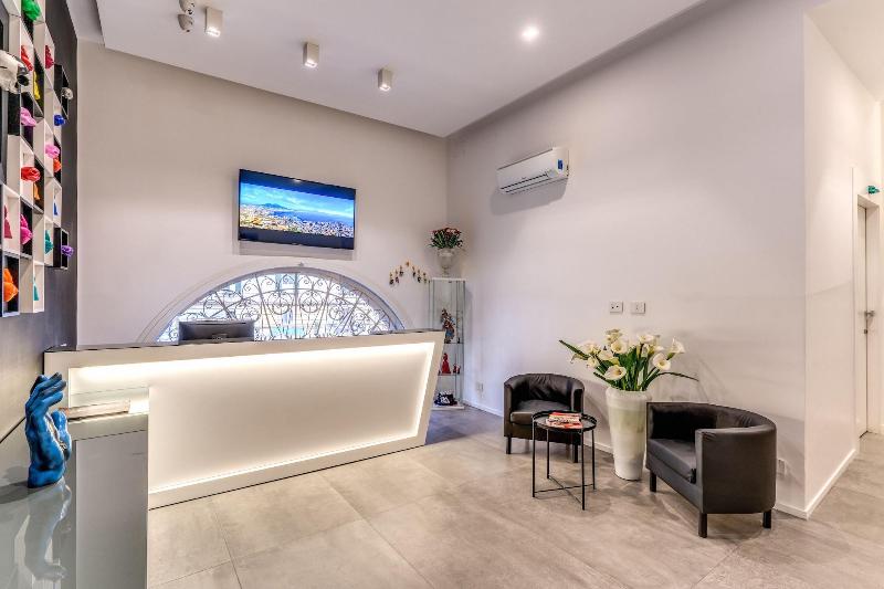 پانسیون Gallery Suite Naples