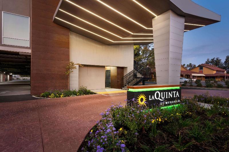 هتل La Quinta By Wyndham Clovis Ca