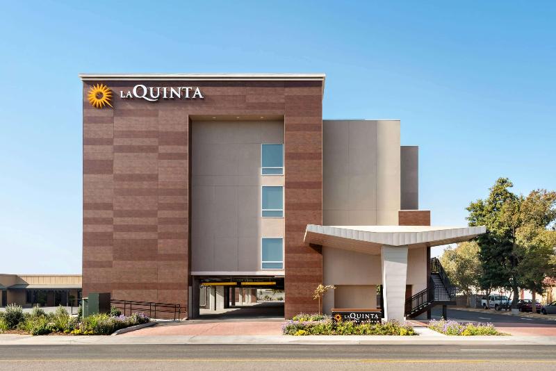 هتل La Quinta Inn & Suites By Wyndham Clovis Ca