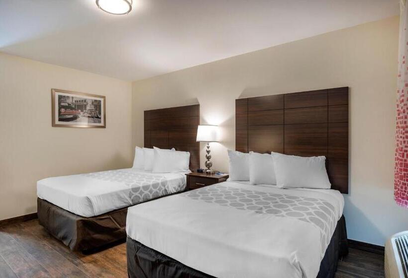 هتل Rodeway Inn Near Hollywood Beach
