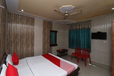 Oyo 29742 Hotel Seva & Restaurant