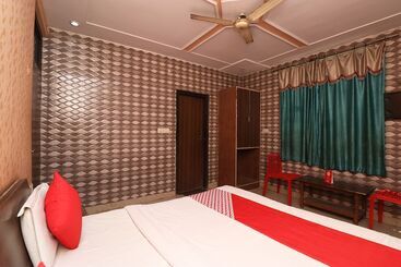 Oyo 29742 Hotel Seva & Restaurant