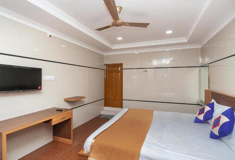 בית מלון כפרי Spot On 30656 Sabari Lodge