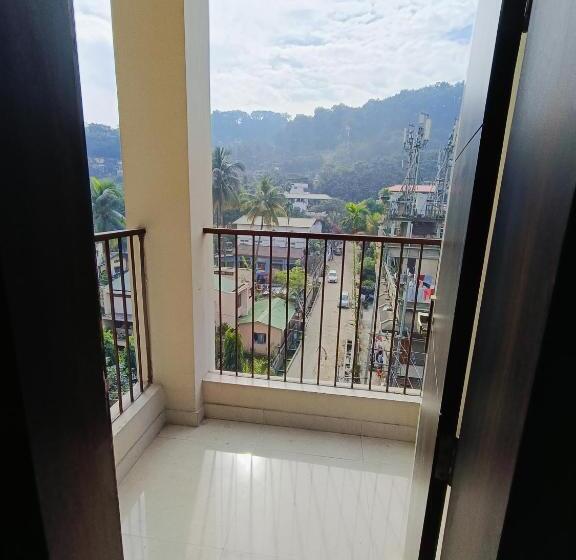 هتل Aditya Residency