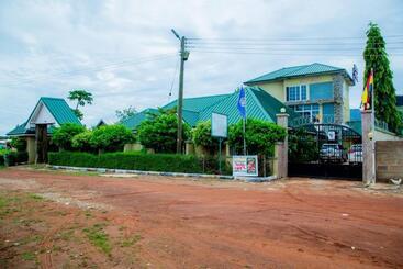 هتل Best Lodge