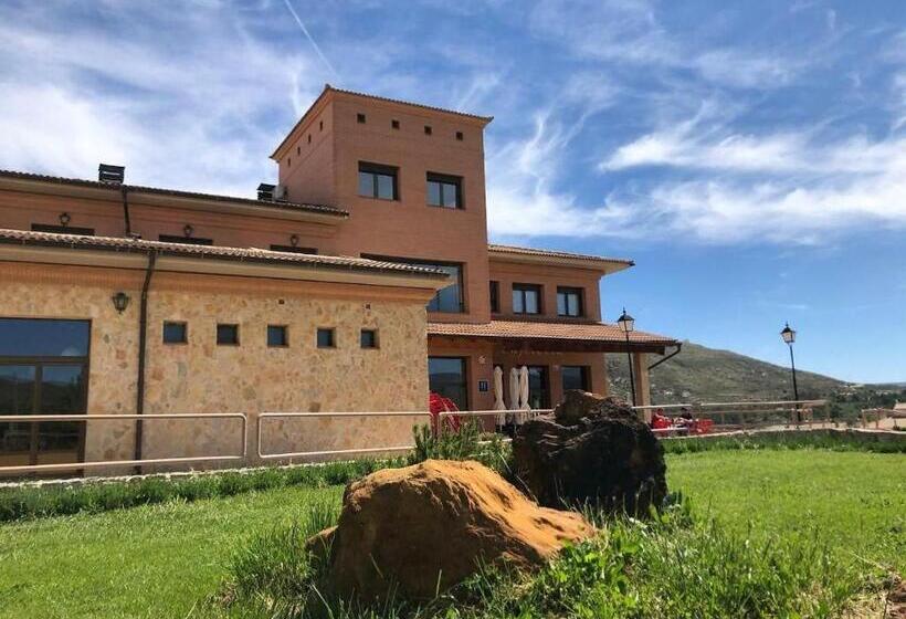 هتل Villa De Estercuel