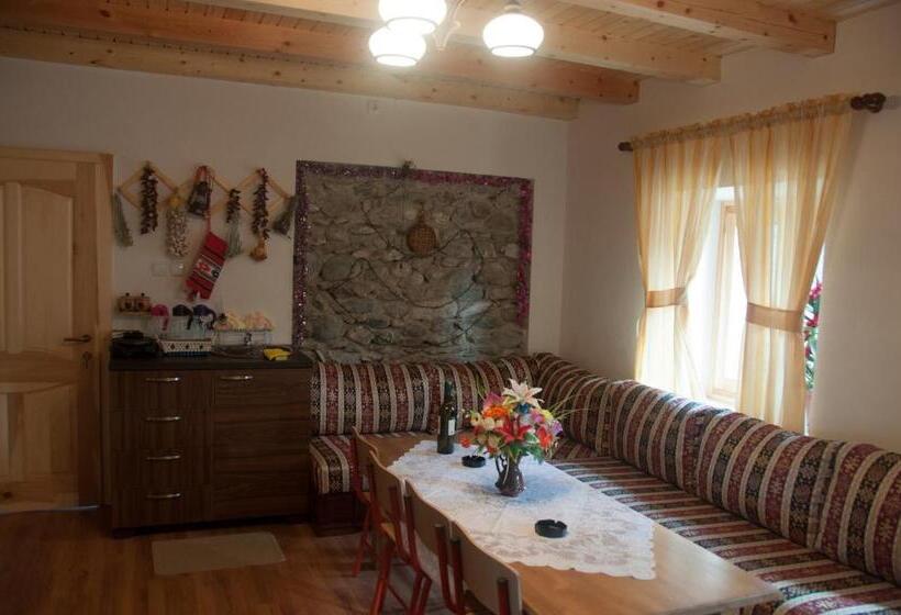 پانسیون Aste Guesthouse