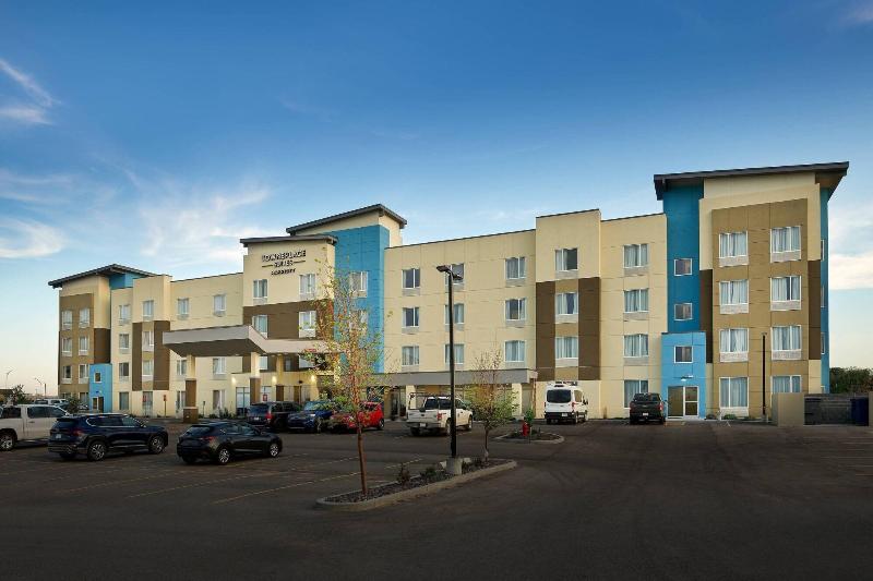 Отель Towneplace Suites By Marriott Edmonton Sherwood Park