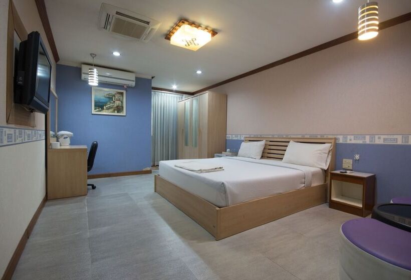 هتل Khon Kaen Ruenrom