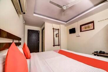 Oyo 33504 Hotel Anamda Inn
