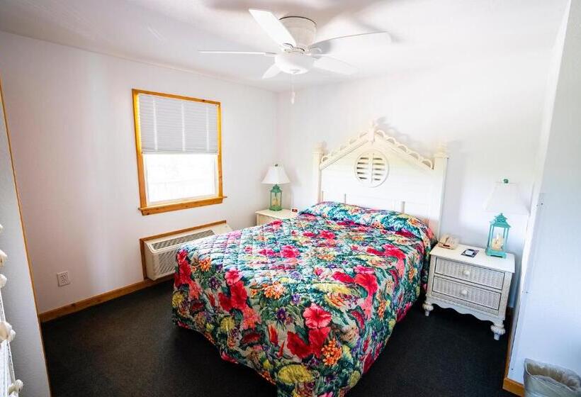 ホテル The Ocracoke Harbor Inn