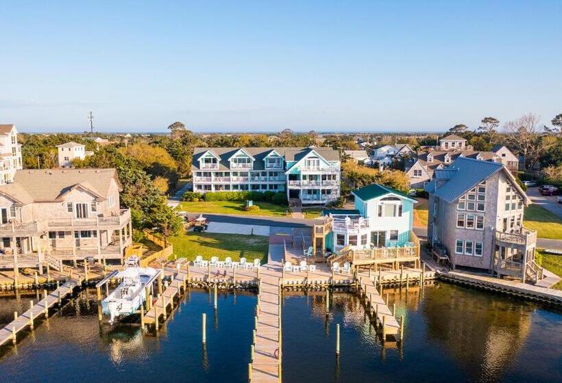 ホテル The Ocracoke Harbor Inn