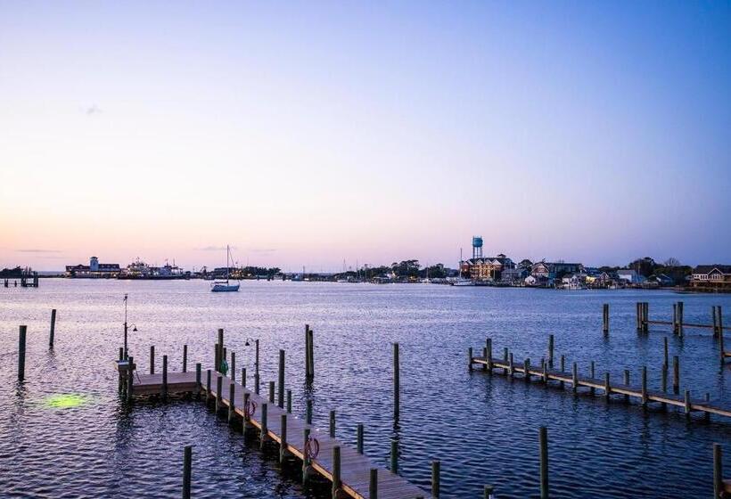ホテル The Ocracoke Harbor Inn