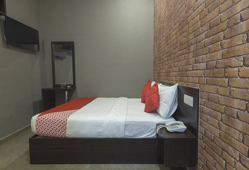 Oyo 876 Hotel Sanctuary