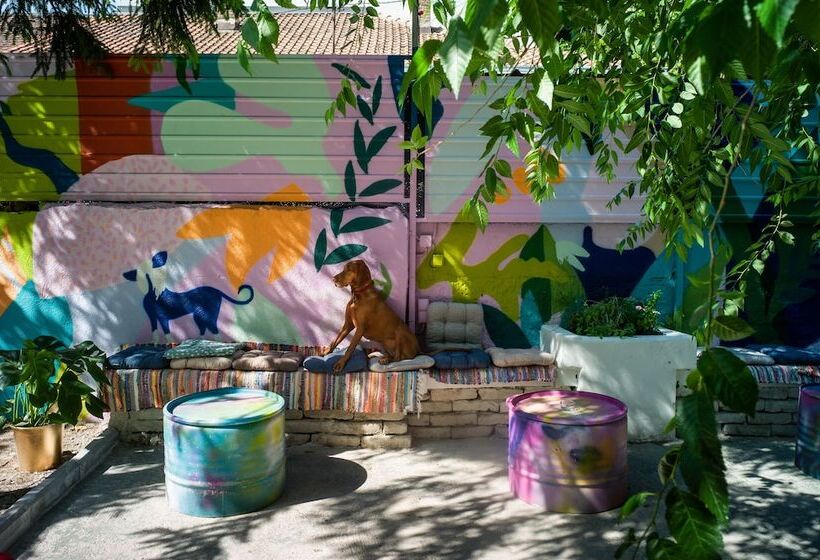 Good People Design Hostel