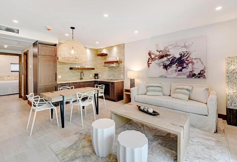 فندق Bali Hai Beachfront Resort And Spa