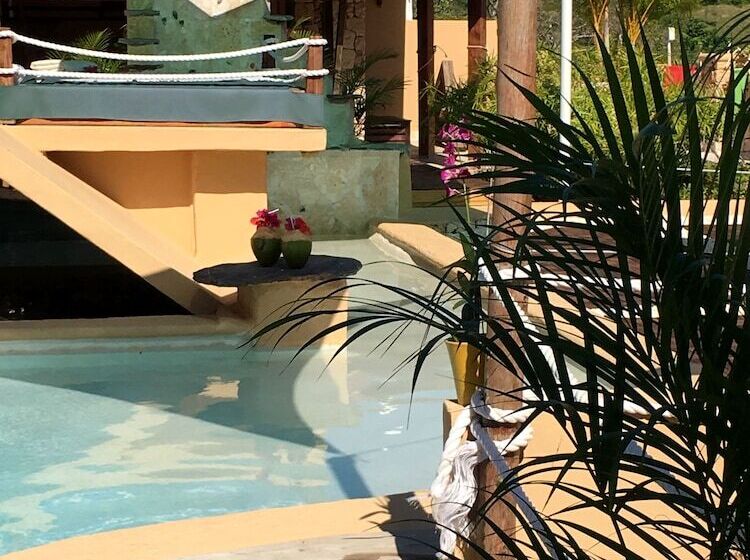 هتل Cabrera Chalet Boutique