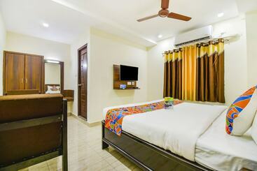 Fabhotel Lotus Grand