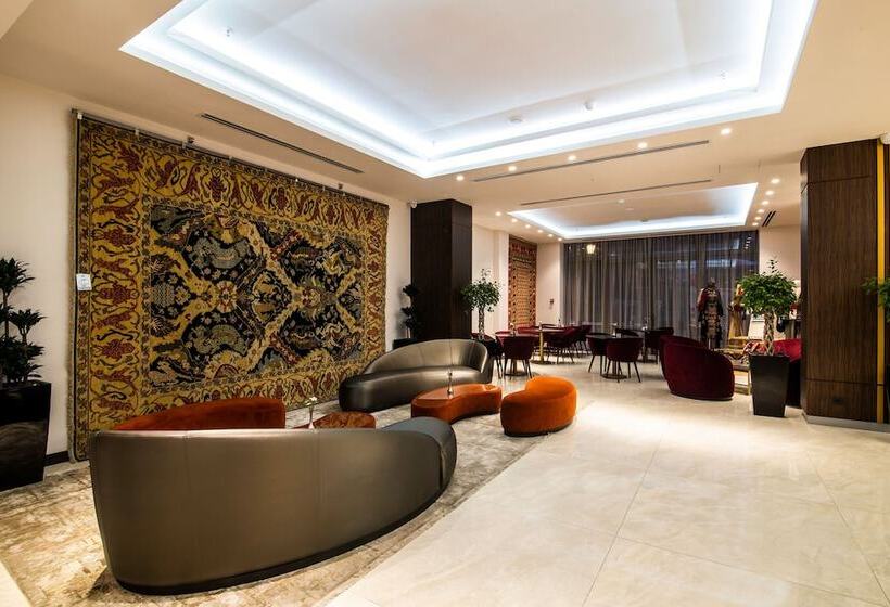 Fotos del hotel Ramada Hotel & Suites By Wyndham Yerevan:  28