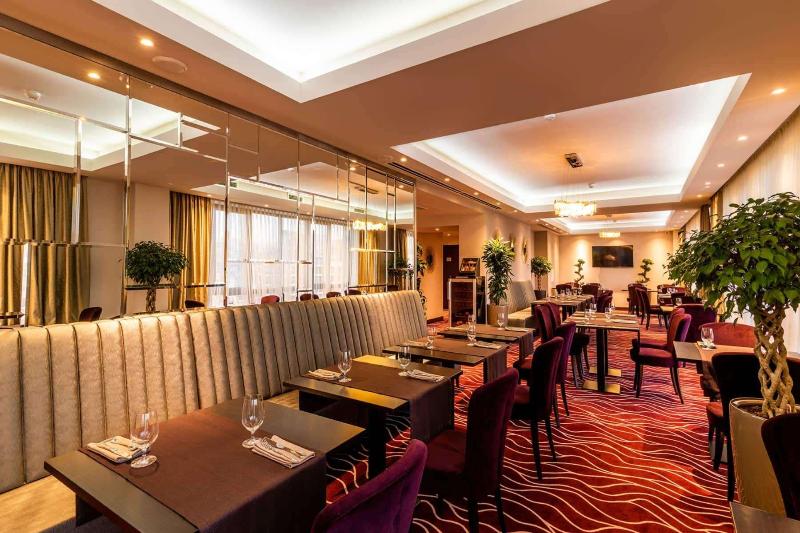 Fotos del hotel Ramada Hotel & Suites By Wyndham Yerevan:  5