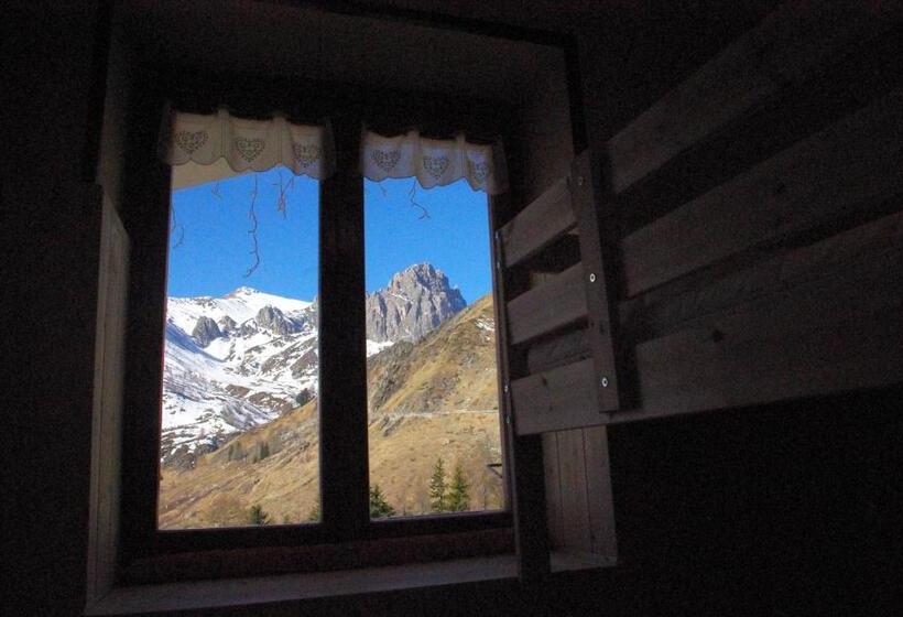 Отель Rifugio Maraman
