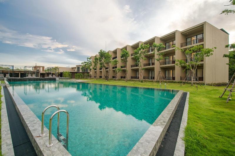 The Gallery Hotel Nai Harn