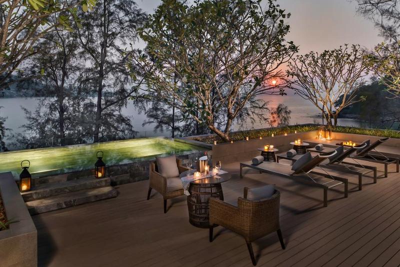 هتل Twinpalms Montazure Phuket Resort