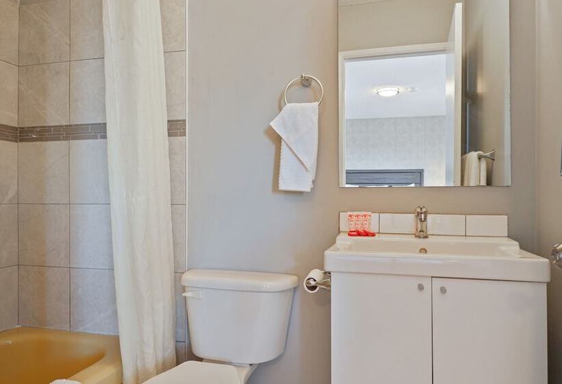 فندق على الطريق Bethel   Fort Macleod, Ab