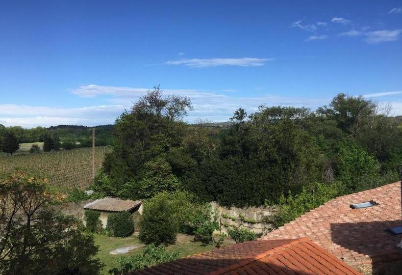 ベッドアンドブレックファースト Butterworth Manoir