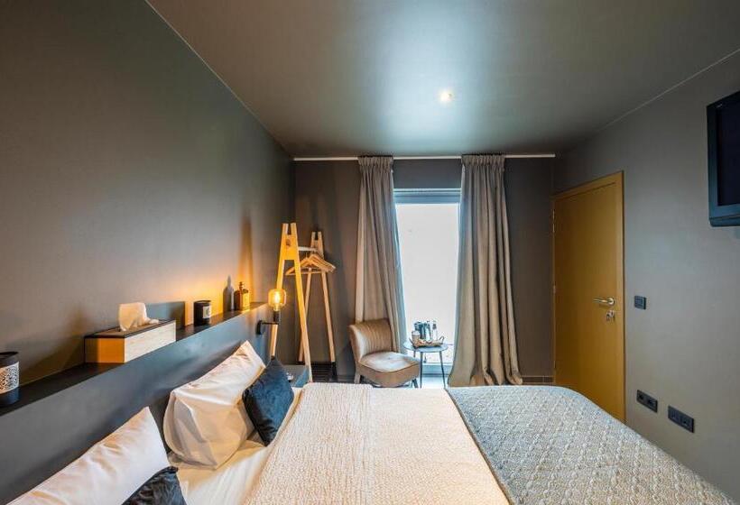 汽车旅馆  M Otel E40