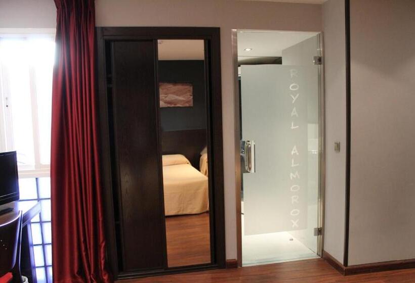 بنسيون Hostal Royal Almorox