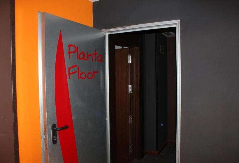 بنسيون Hostal Royal Almorox