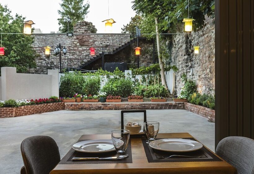 Fotos del hotel Obelisk  & Suites:  12