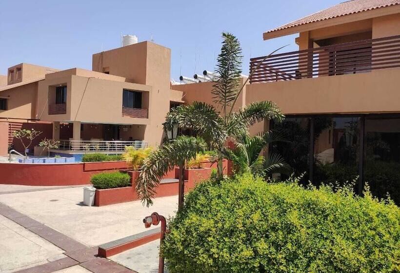 Bed and Breakfast Pride Resort & Convention Centre
